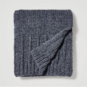 Chunky Knit Throw Blanket Navy Blue‎ – Threshold Studio McGee, Target
